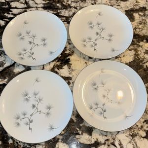 Amcrest fine China , Caroline Pine design
